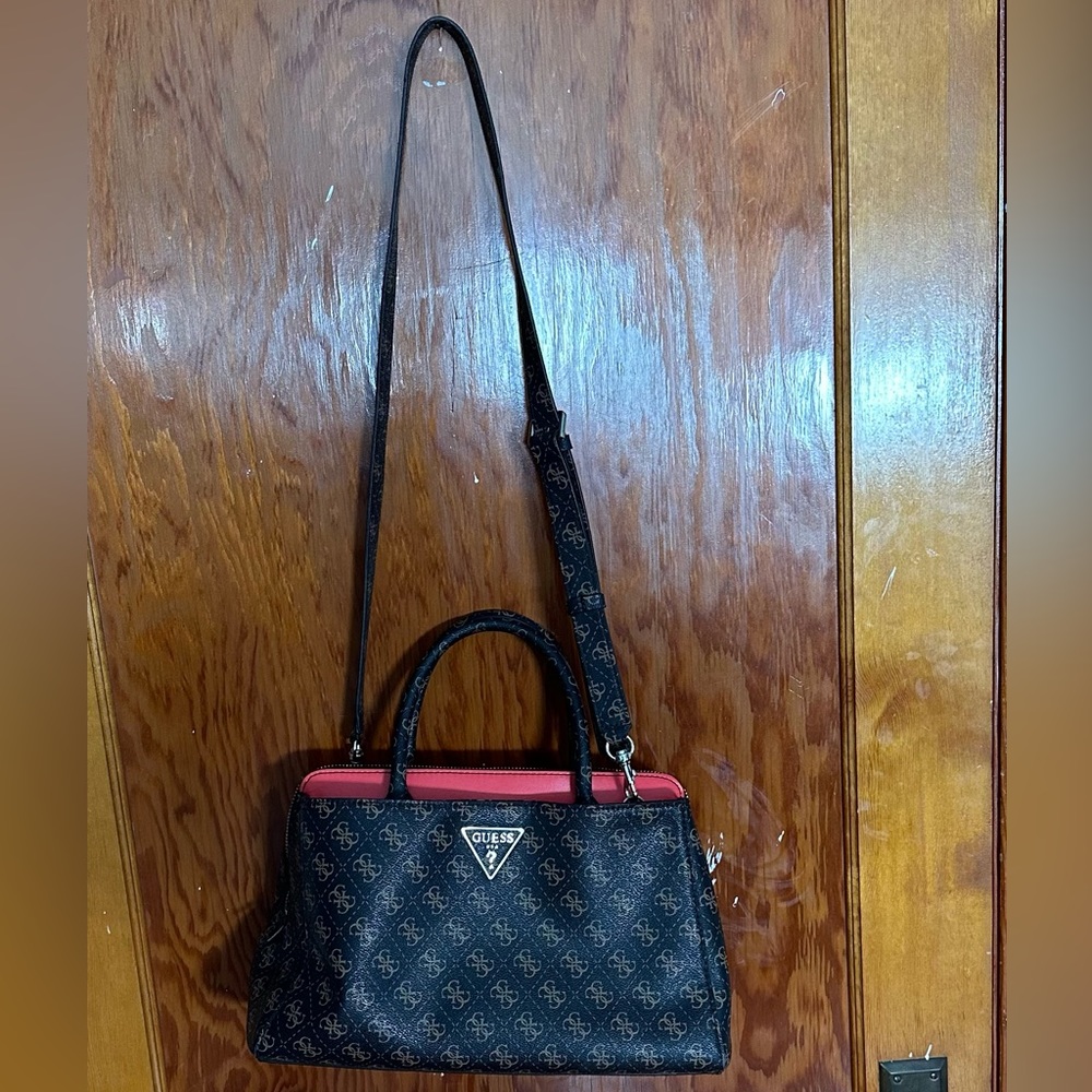 Guess small tote bag